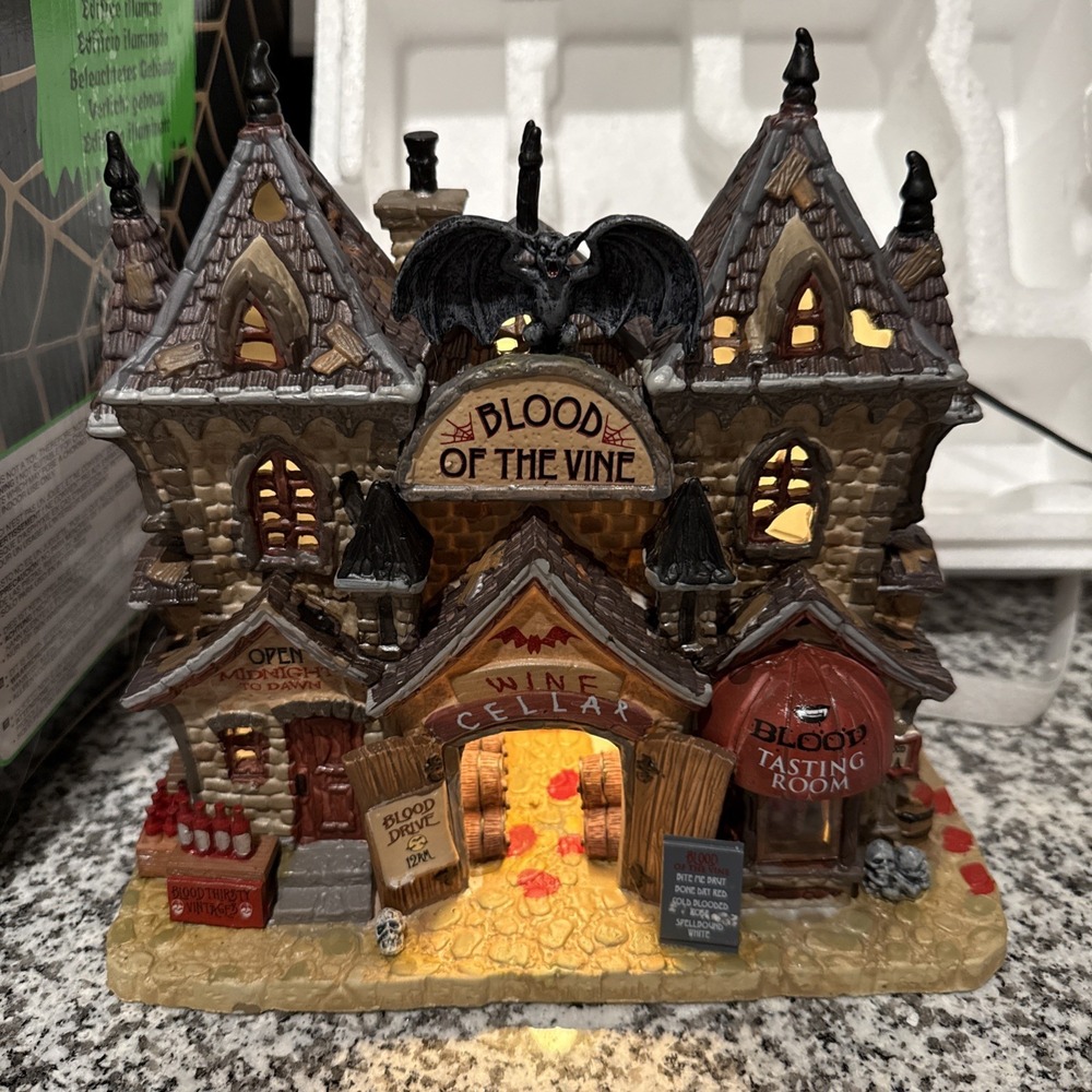 Rare‎ Lemax Spooky Town Halloween Village Blood Of The Vine #35500 2013